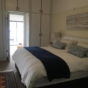 Apartment On-the-rocks, Fish Hoek